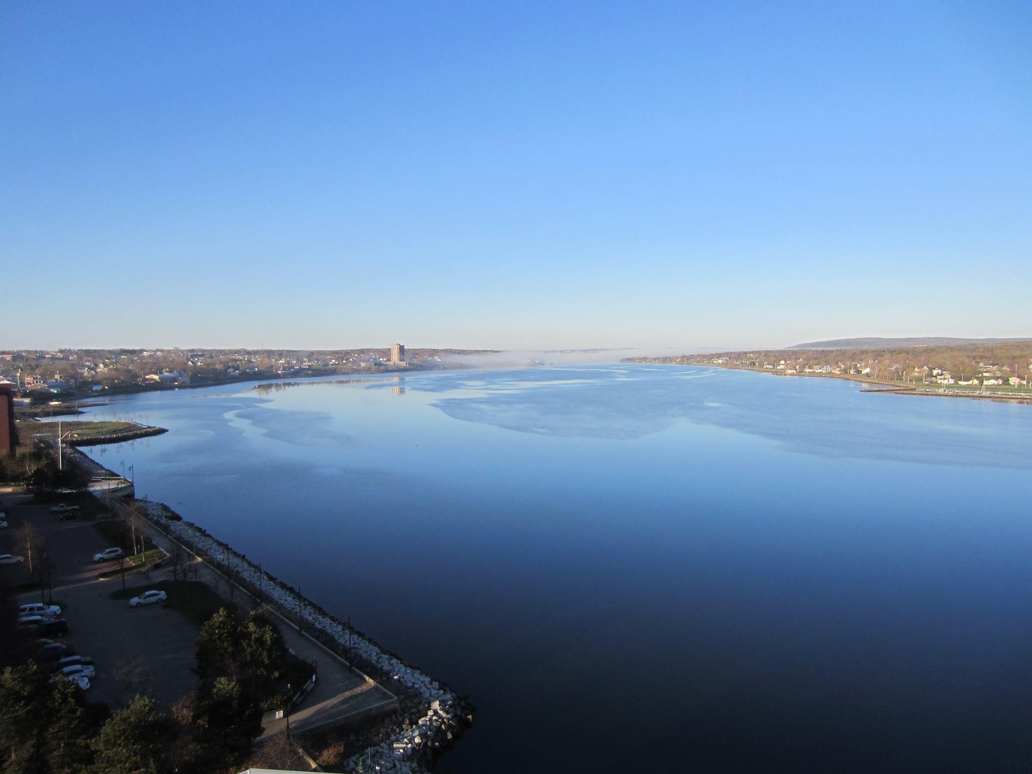 - Waterfront By Ihg 3*
