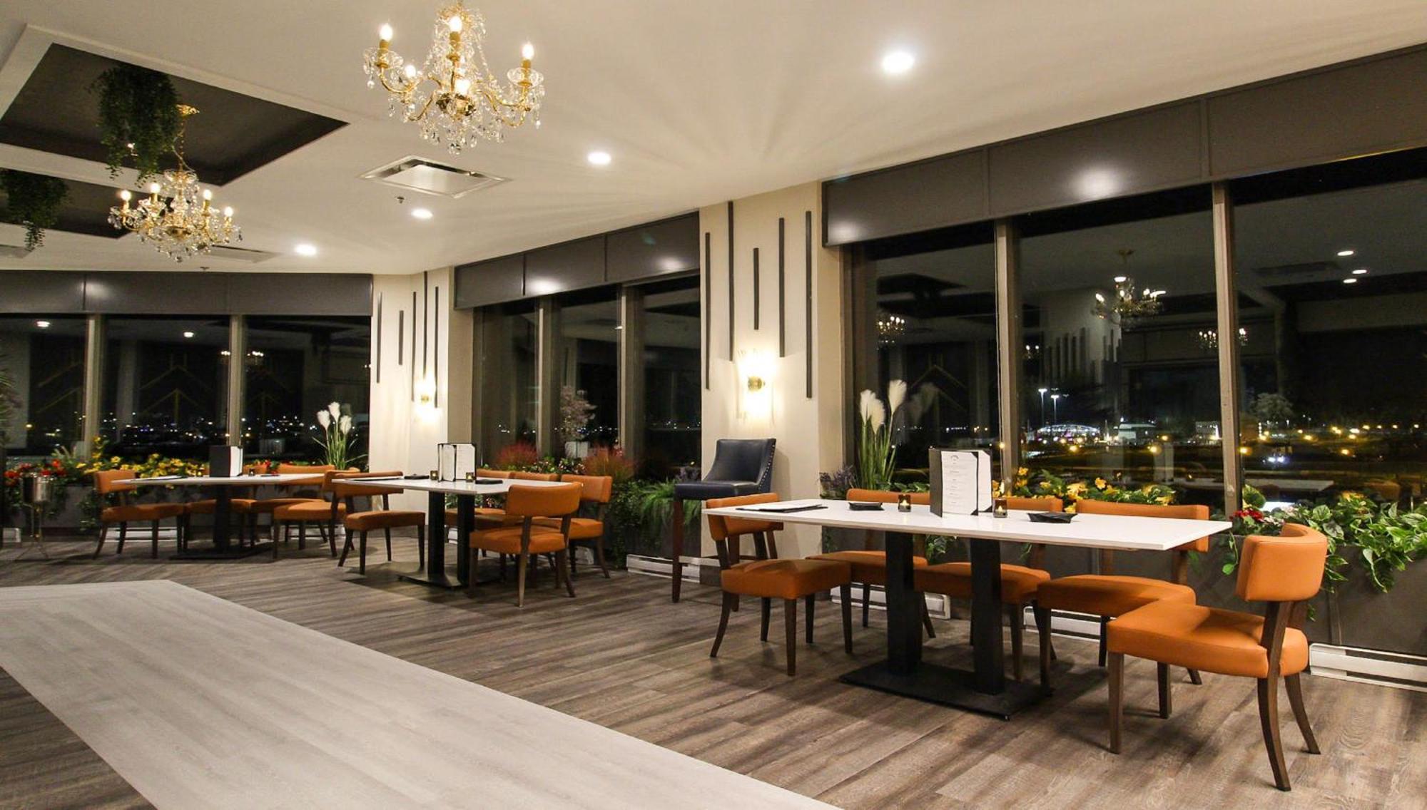 - Waterfront By Ihg Hotel 3*