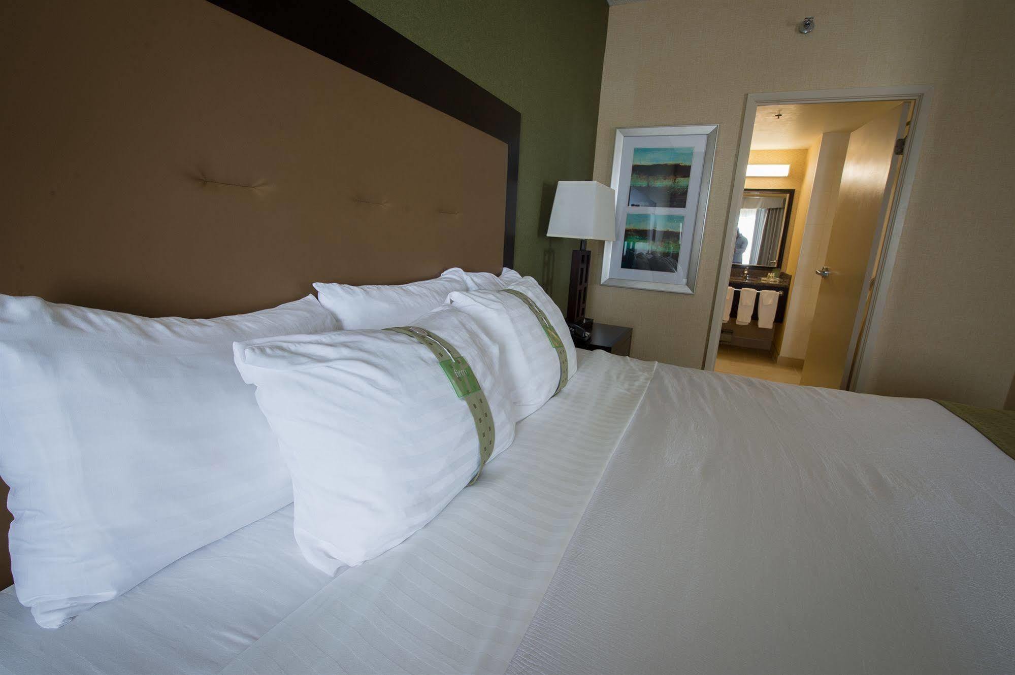 - Waterfront By Ihg 3* Sydney
