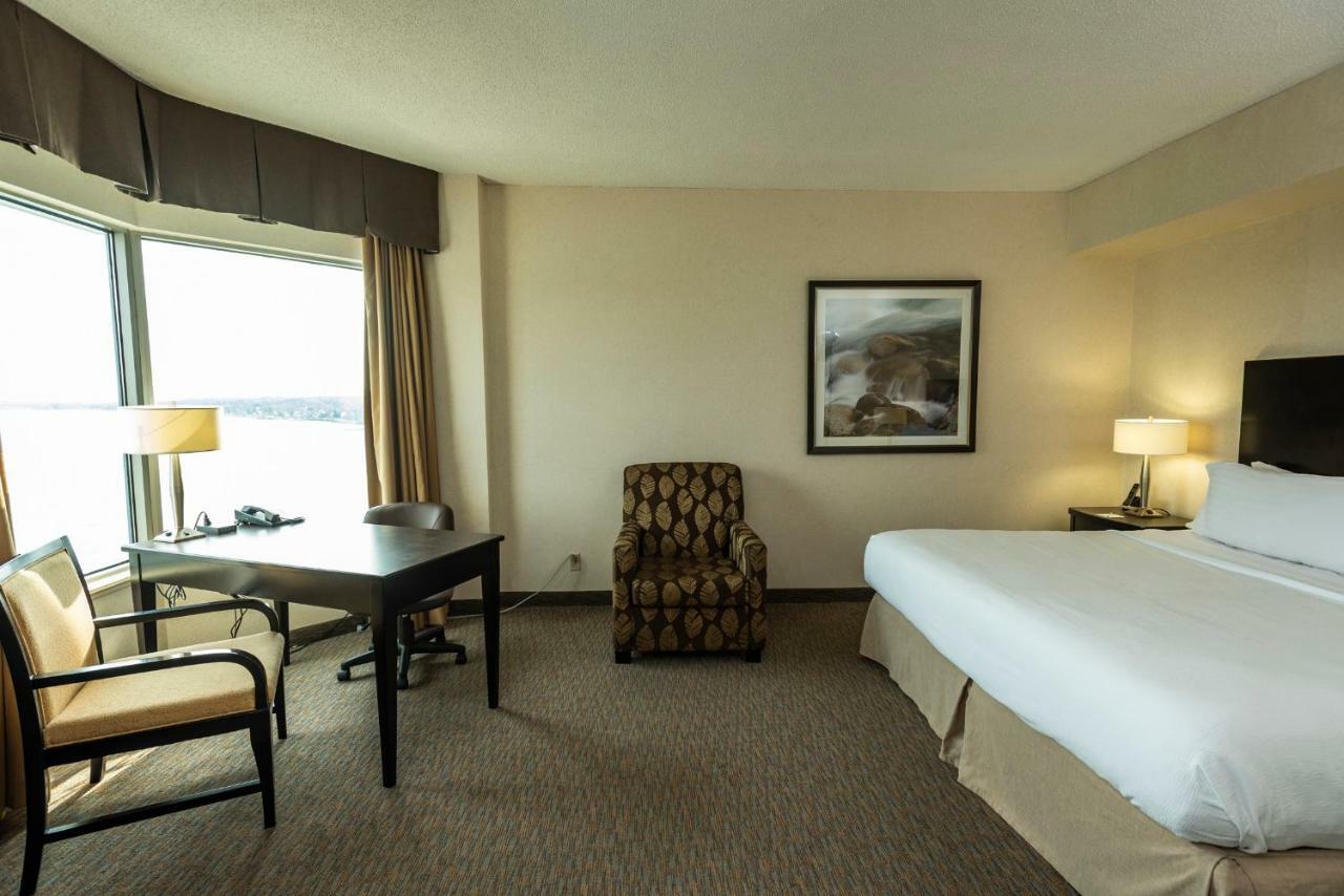 Hotel - Waterfront By Ihg